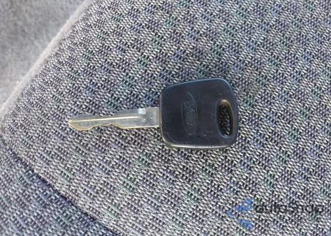 1999 Ford Ranger Xl/Xlt из США, поврежденный, VIN 1FTZR15V2XPA76392